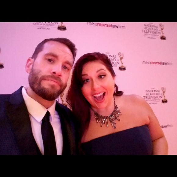 Welcome to my closet🤪🦖 - Picture 1 of 4